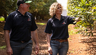 Thumbnail: Large Grower of the Year award winner